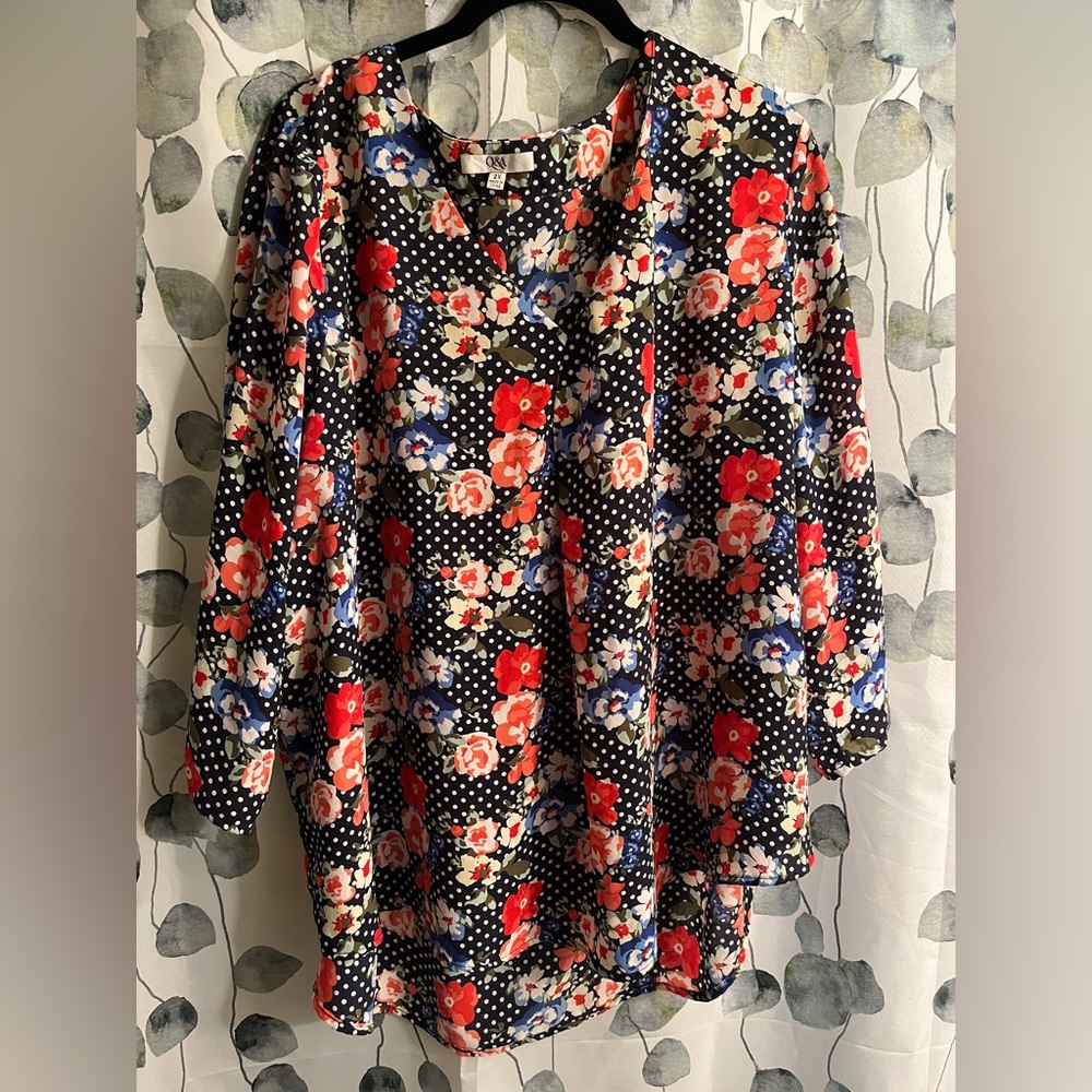 Women’s Q&A Floral Blouse - Size 2XL